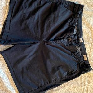 Gap girlfriend chino shorts